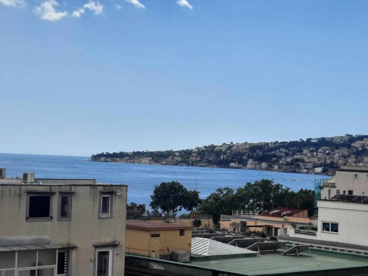 Appartement La Casa Di Nettuno à Naples Extérieur photo