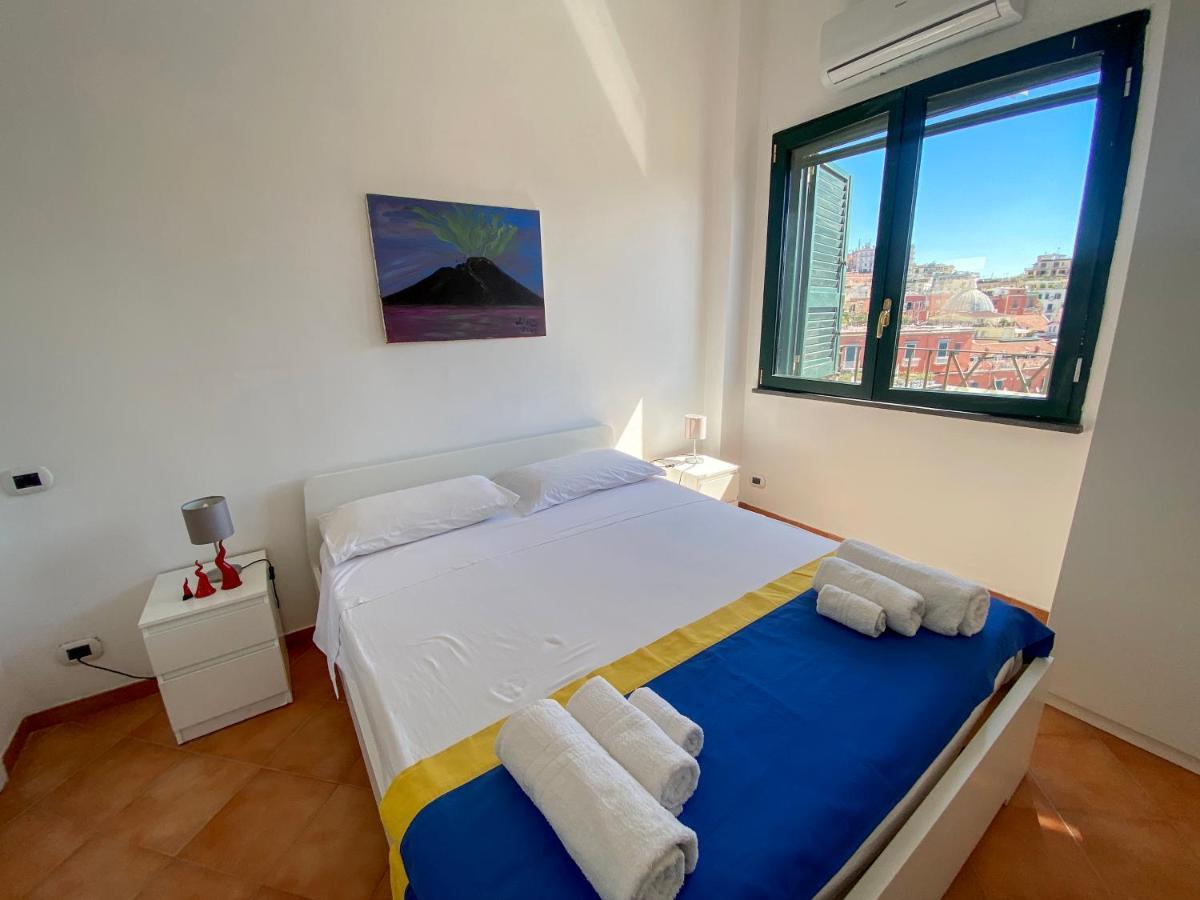 Appartement La Casa Di Nettuno à Naples Extérieur photo