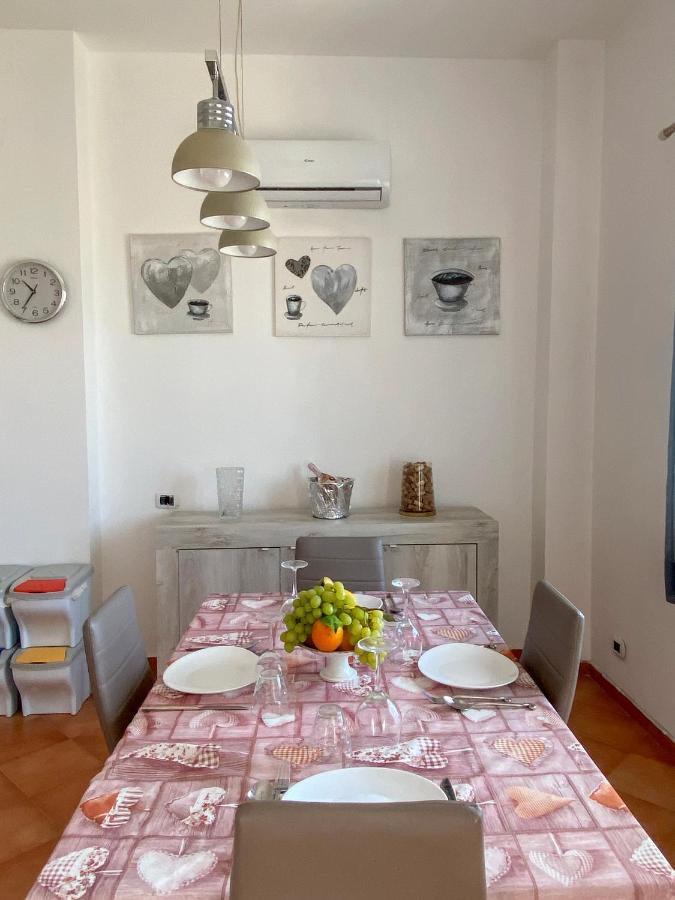 Appartement La Casa Di Nettuno à Naples Extérieur photo